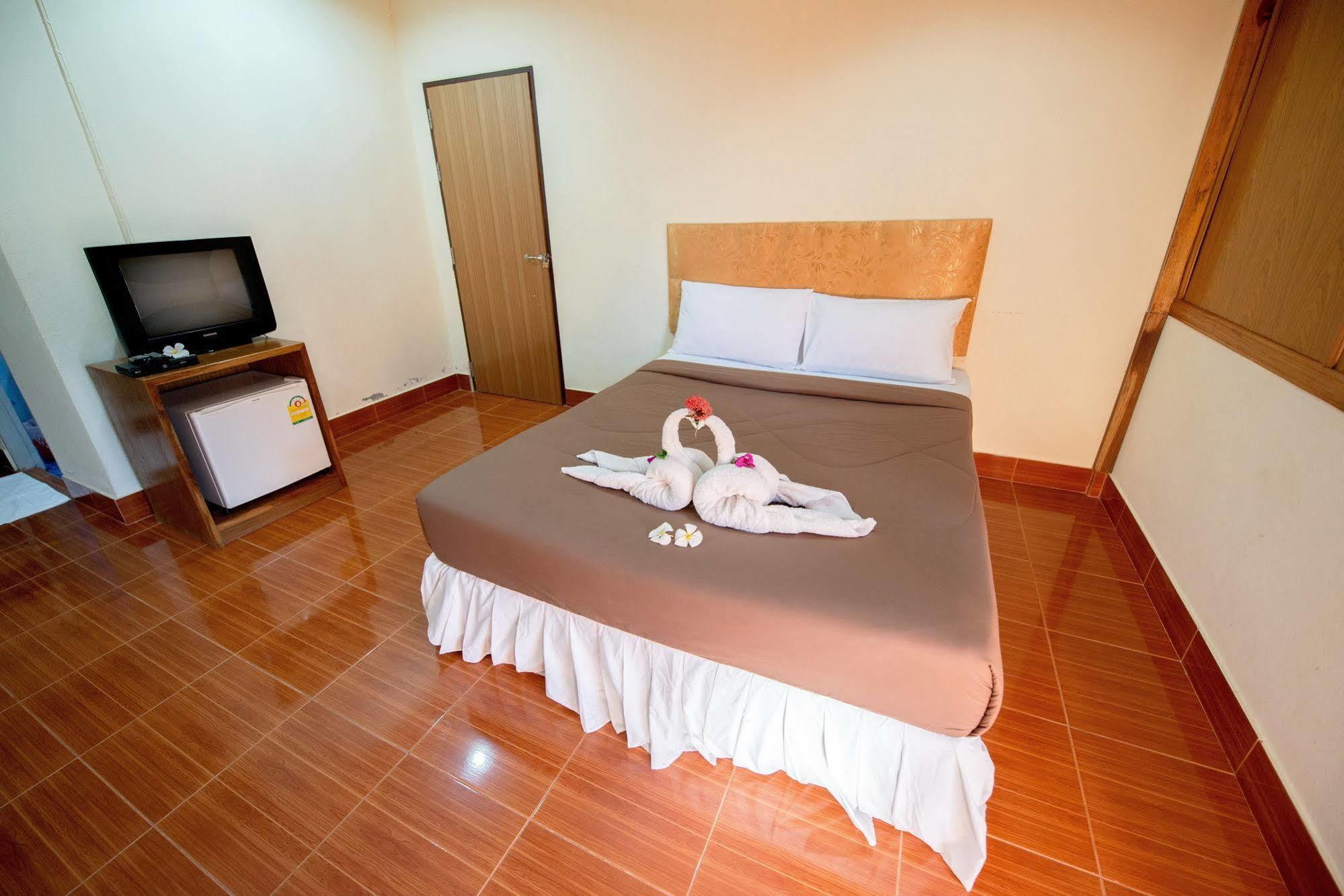 Poonsap Resort Koh Lanta Bagian luar foto
