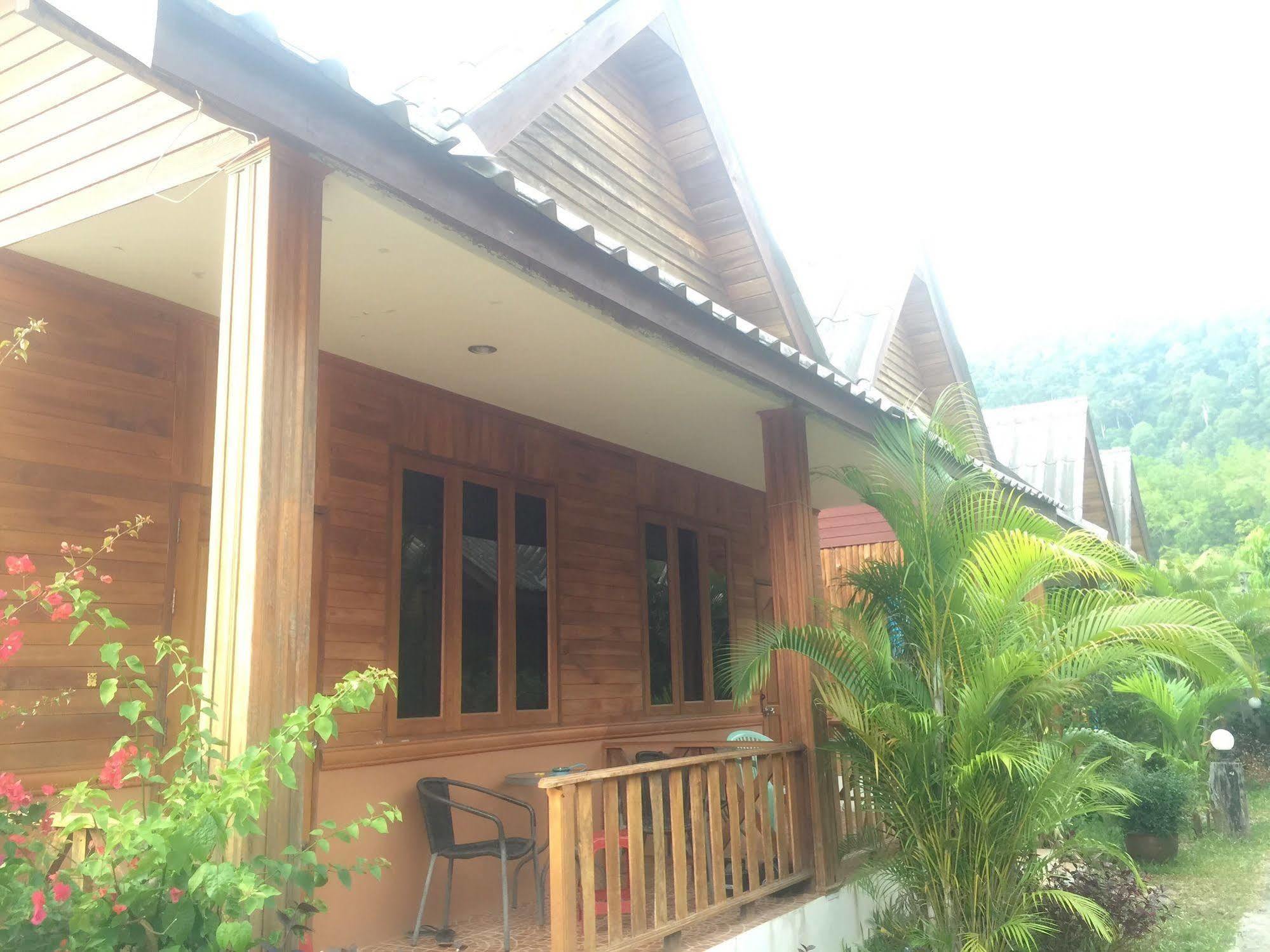 Poonsap Resort Koh Lanta Bagian luar foto