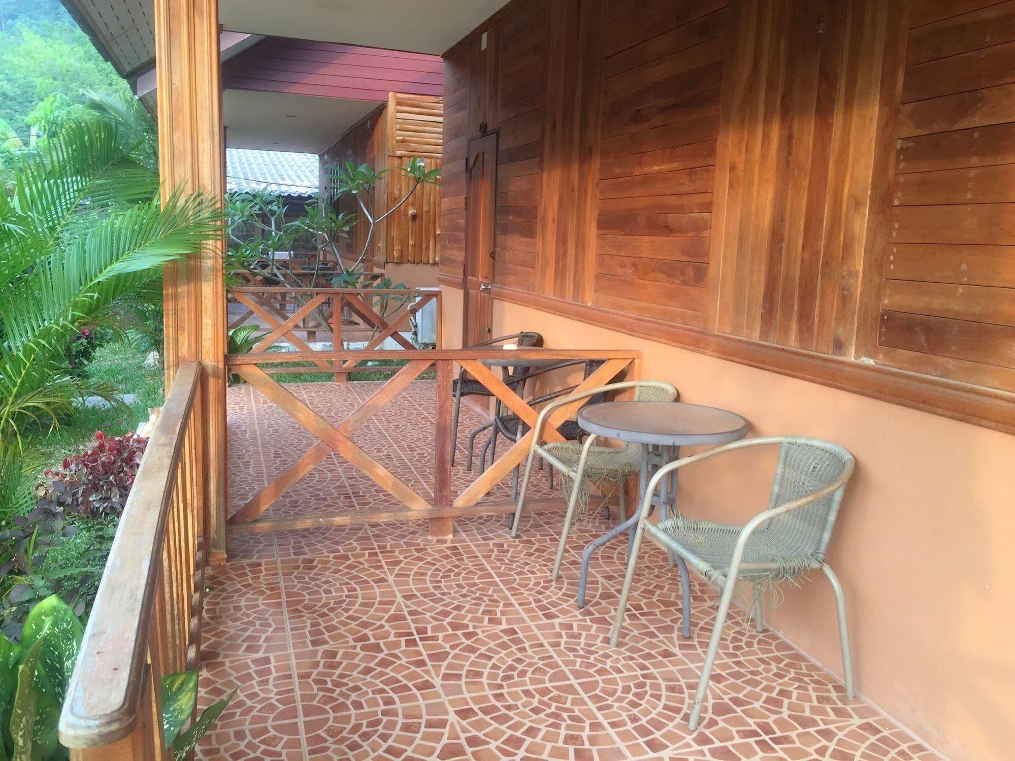Poonsap Resort Koh Lanta Bagian luar foto